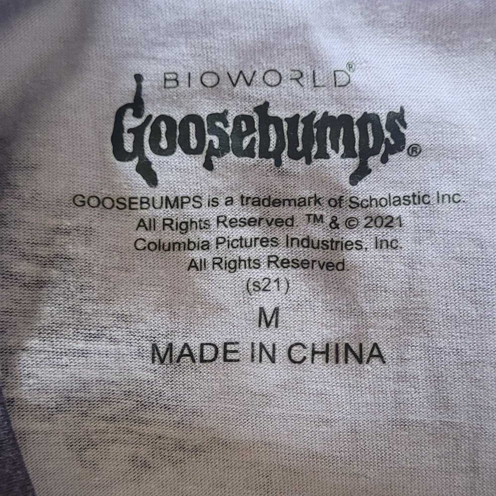 Purple Tie Dye Goosebumps Tee Shirt Size Med. UNISEX - Picture 3 of 8
